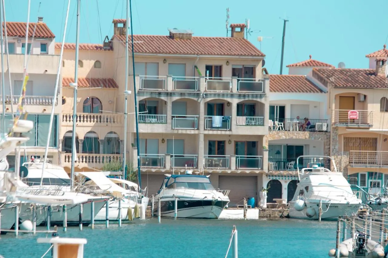 Edificio La Sardana Apartment Empuriabrava 0*,  Spain