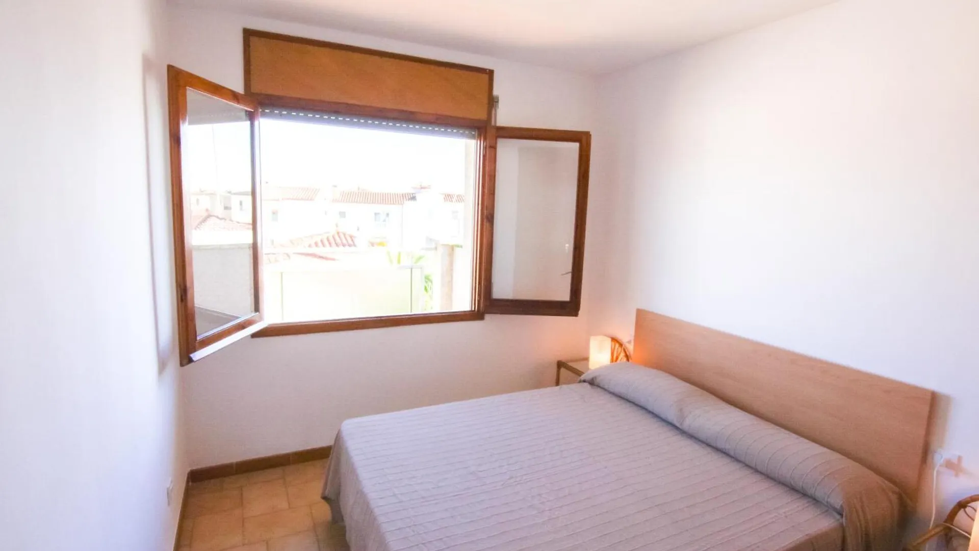 Edificio La Sardana Apartment Empuriabrava 0*,  Spain