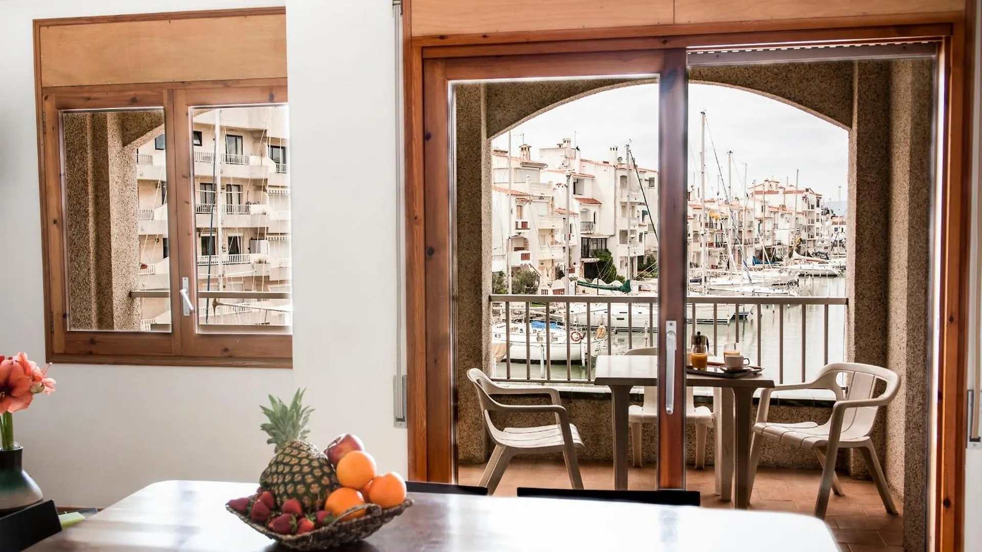 Edificio La Sardana Apartment Empuriabrava